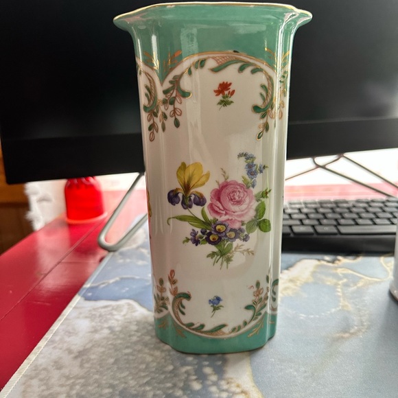 Vintage Paris Royal Vase 8.75” - Picture 4 of 4